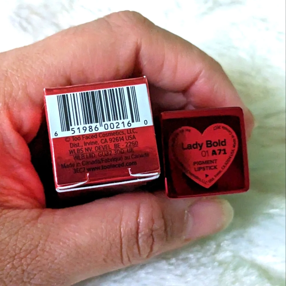 Too faced lady bold EM power pigment lipstick